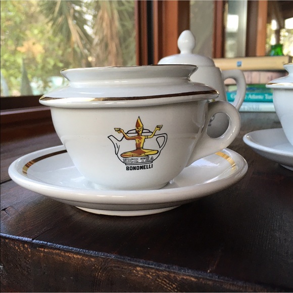 Vintage Bonomelli Teapot & 2 Teacups saucers and lids - Picture 9 of 12